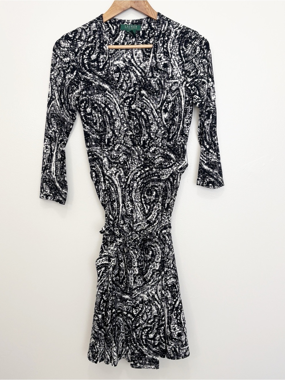 Lauren Ralph Lauren Black & White Printed Wrap Tie Cocktail Dress Size 2